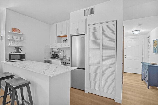Building Photo - 11863 Wimbledon Cir