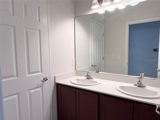 Building Photo - 3871 Gulf Shore Cir