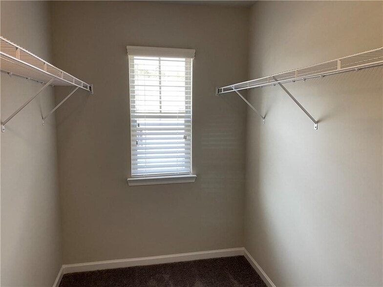 Building Photo - 2183 Shetley Creek Dr