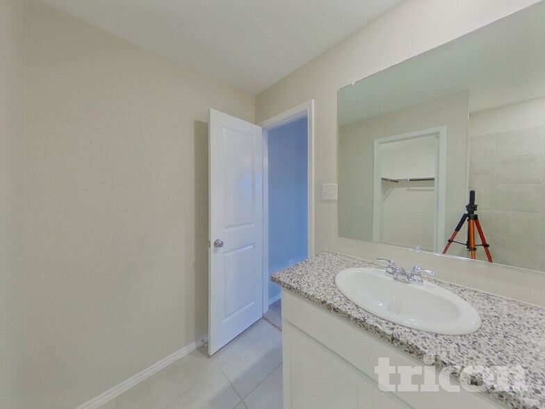 Building Photo - 11848 Mancos Trl