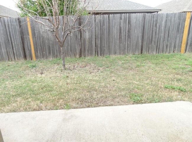 Building Photo - 12337 SW 6th St