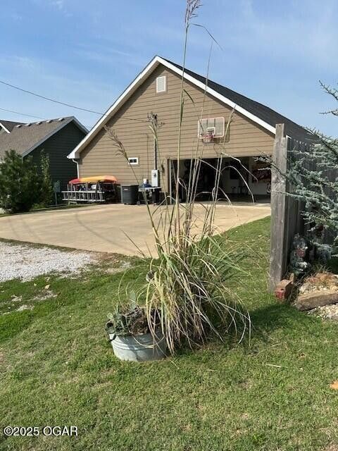 Building Photo - 2501 Murphy Ave