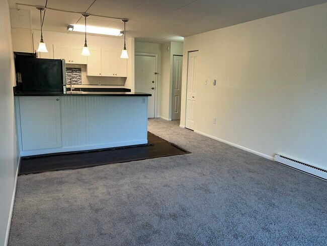 Kichen & dinning area from sliding dooors - 3421 W Chester Pike