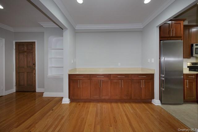 Building Photo - 365 Stewart Ave