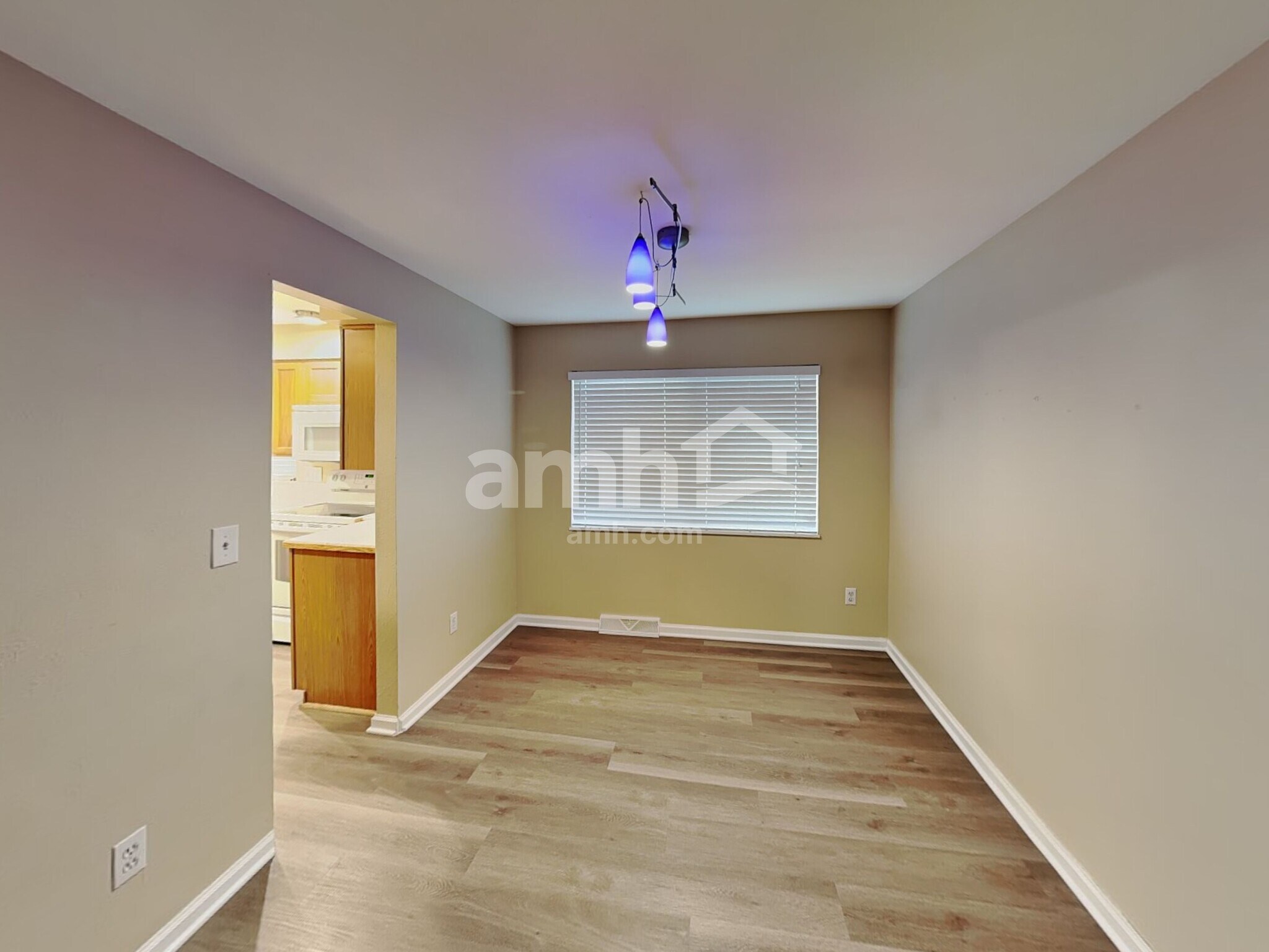 Building Photo - 7585 Estes St