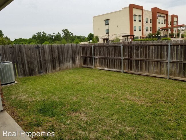 Building Photo - 4311 Whispering Creek Ct