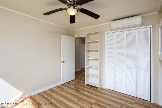 Building Photo - 531 Ulumu St