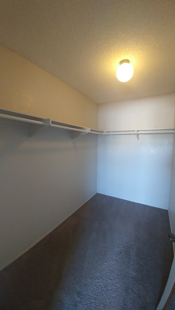 Building Photo - Great location!!!  3 bed 2 1/2 bath town h...
