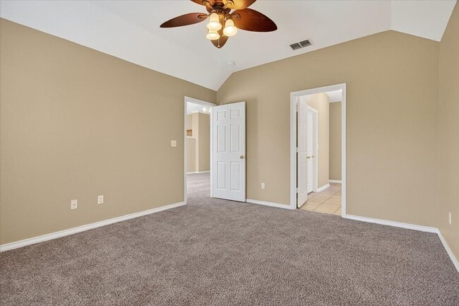 Building Photo - 5933 Brightwood Dr