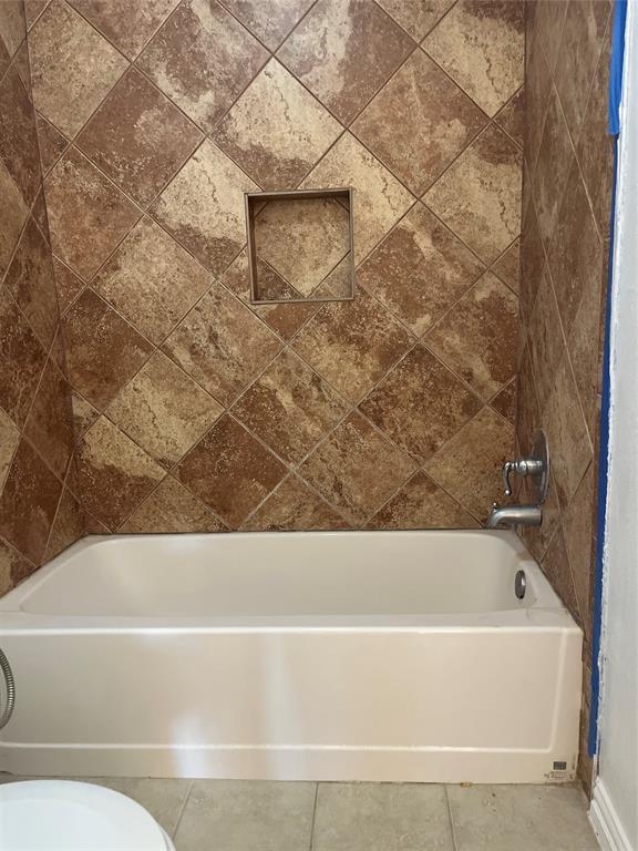 Building Photo - 17727 Autumn Trails Ln