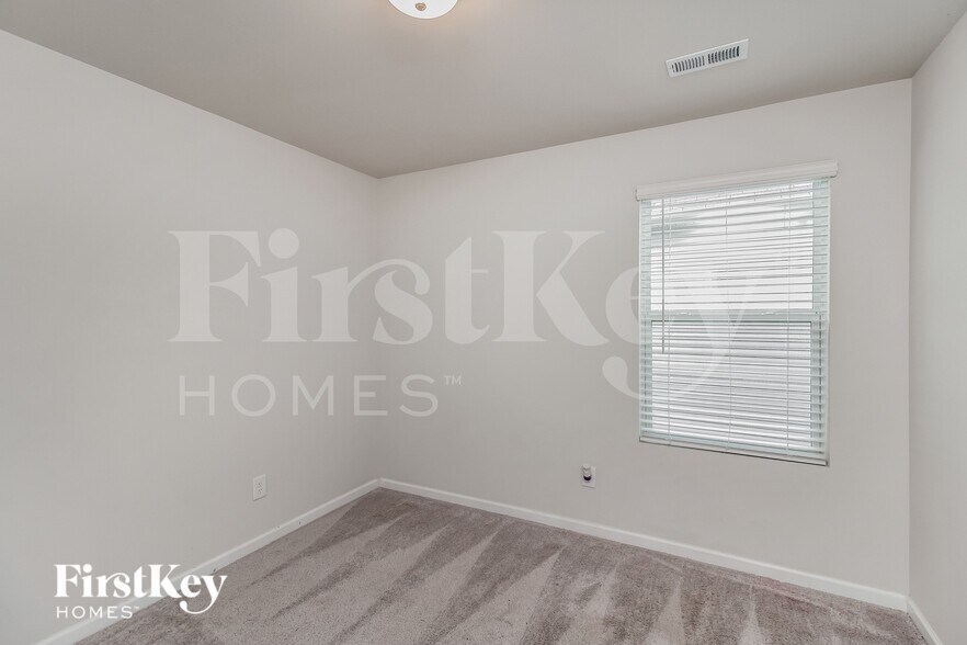Building Photo - 7305 Brawley Wood Ct