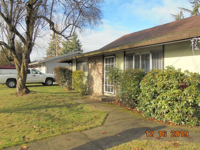 Primary Photo - 4765 Pennsylvania Ave SE