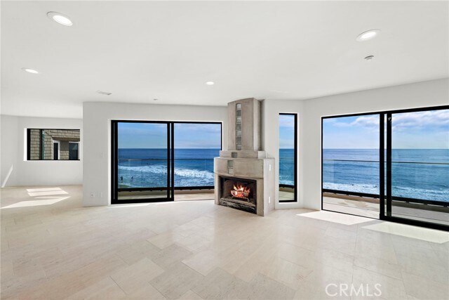 Building Photo - 715 Ocean Front