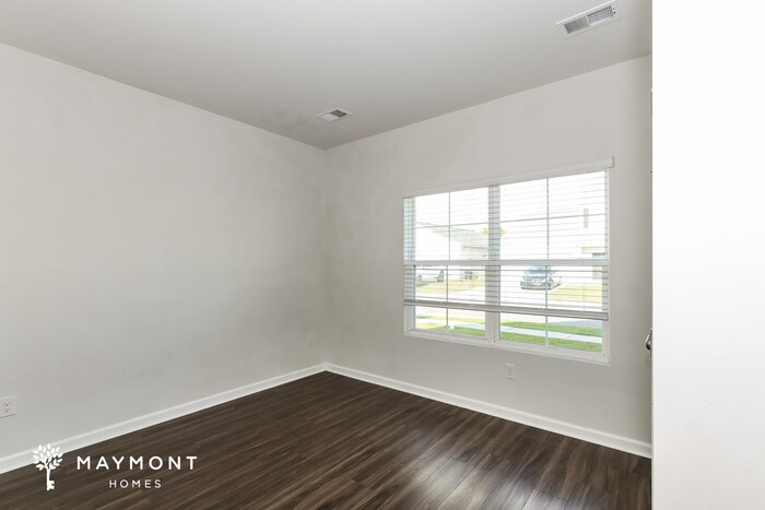 Building Photo - 163 Dorian Lp