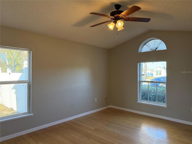 Building Photo - 375 Kaila Ct