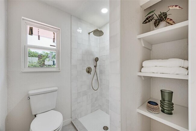 Building Photo - 12305 Rustic Manor Ct