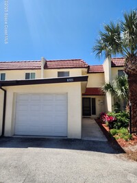 Building Photo - 8721 Lantana Ct