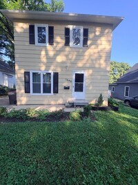 Building Photo - Stunning 4 Bed Home
