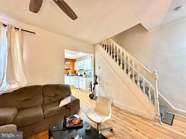 Building Photo - 1710 N Bouvier St