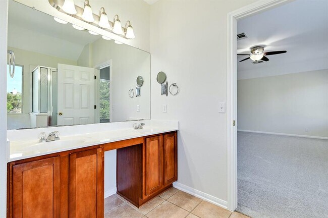 Building Photo - 20308 Farm Pond Ln