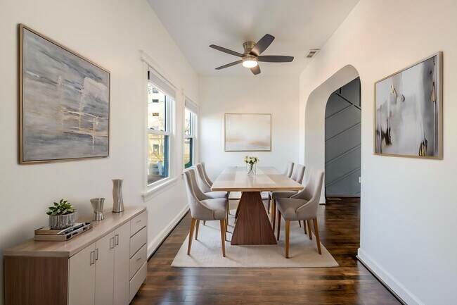 Building Photo - 2726 10th St NE