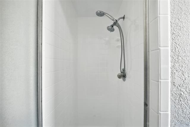 Building Photo - 8832 Sandcastle Ct