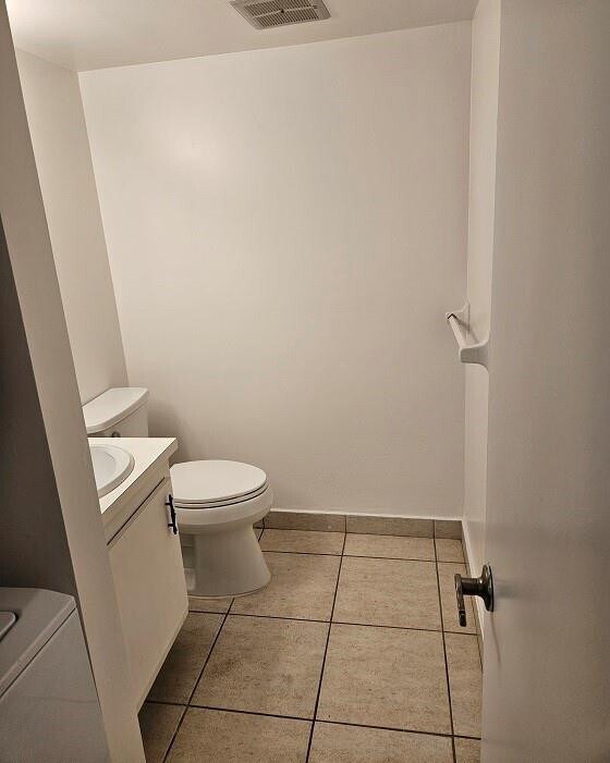 Building Photo - 4158 Inverrary Dr
