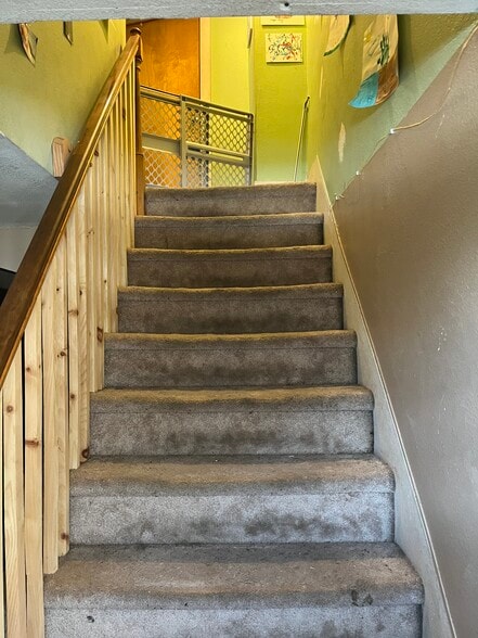 Building Photo - 13 Albro Ave