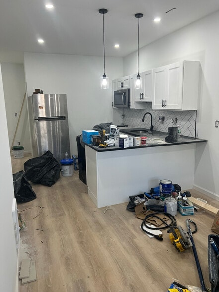 Building Photo - 2823 N 28th St