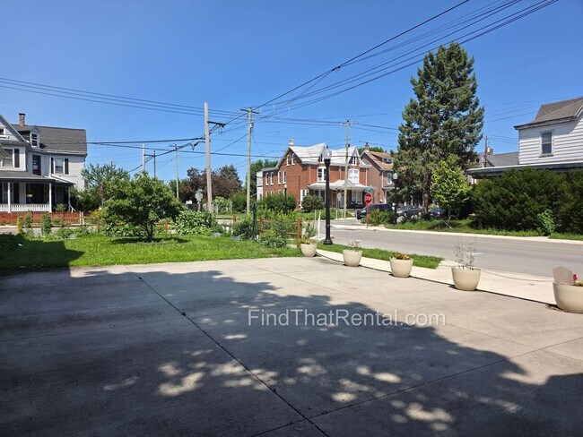 Building Photo - Coming Soon ~August 16, 2026 -- pet friendly ranch with dishwasher, garage, basement, storage, ya...