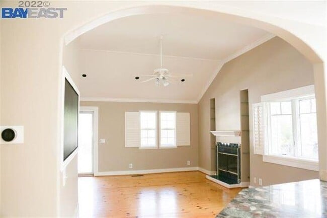 Building Photo - 1505 Brooks St