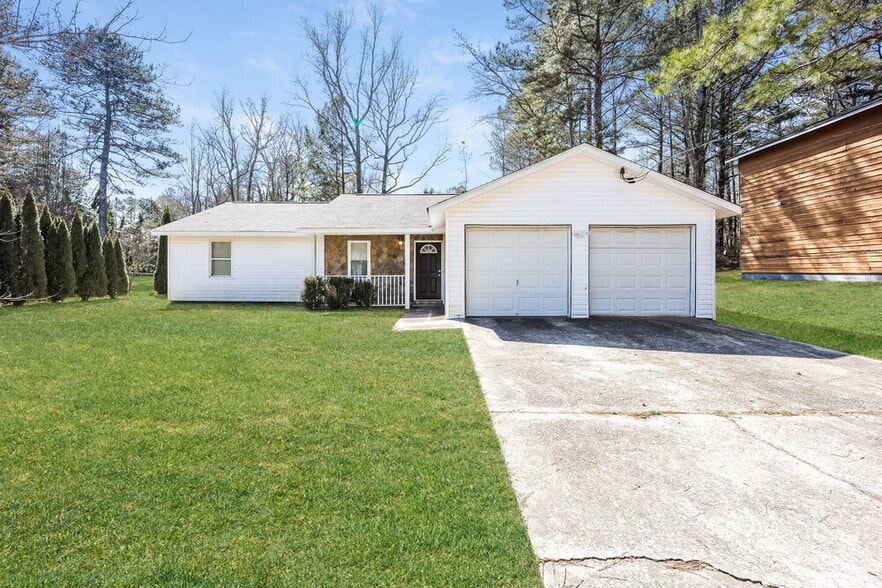 Primary Photo - 266 Montego Cir