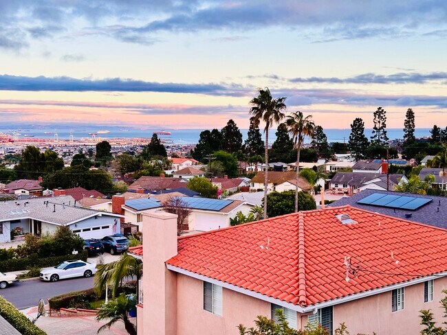 Sunset ocean views - 236 N Goodhope Ave