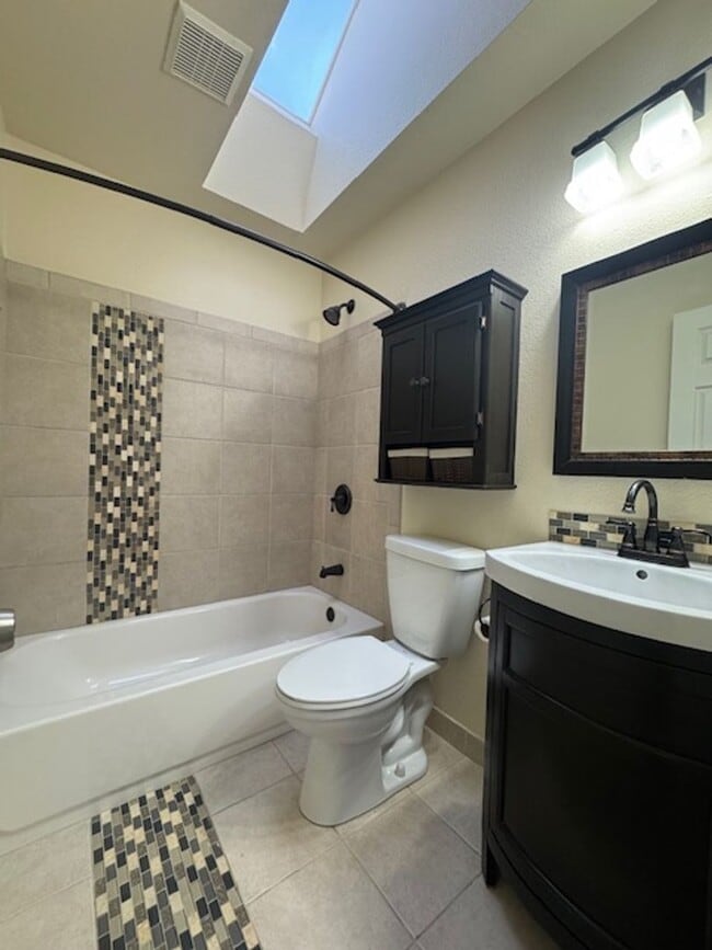 Building Photo - 3540 Cranswood Way