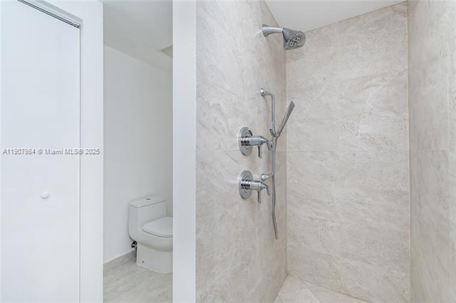 Building Photo - 488 NE 18th St