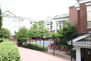 Building Photo - 1570 Spring Gate Dr