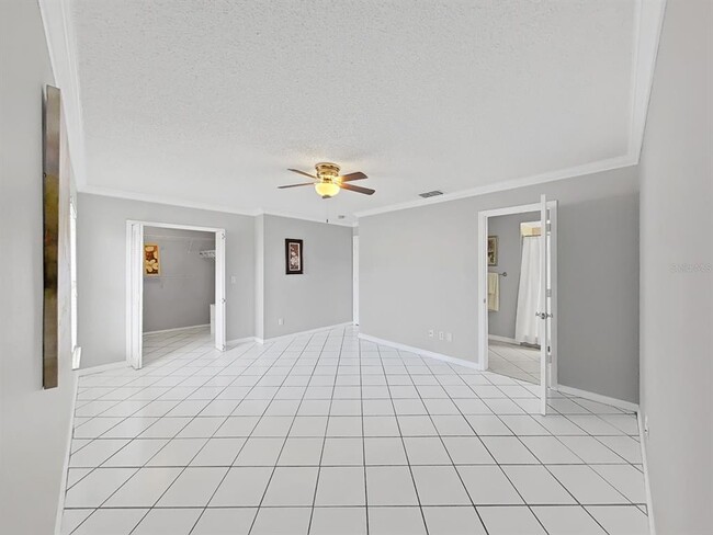 Building Photo - 240 Whisper Lake Rd