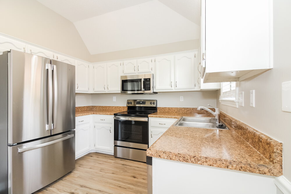 Building Photo - 7254 Schilling Cove W
