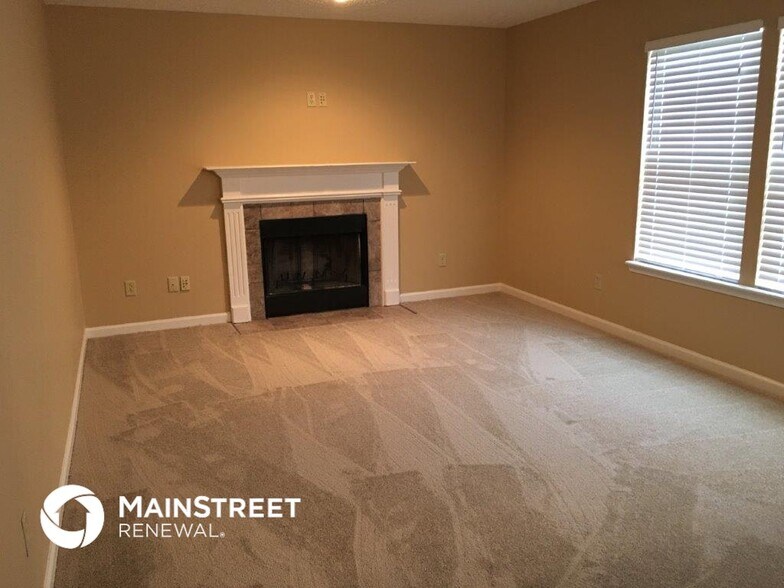 Building Photo - 2146 Rosswood Blvd
