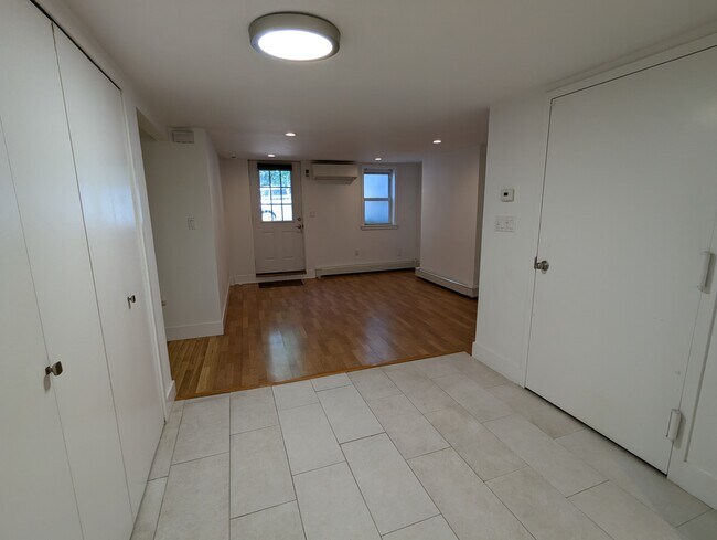Dinning area looking to front - 274 17th St