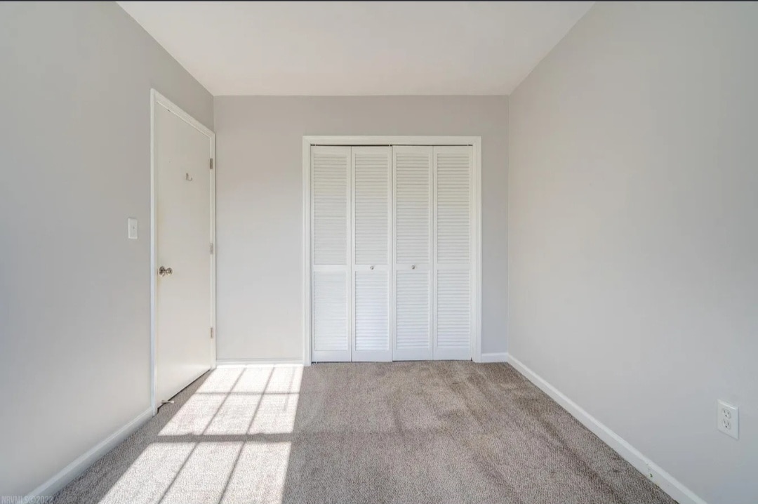 Bedroom 2 - 812 Cambridge Rd