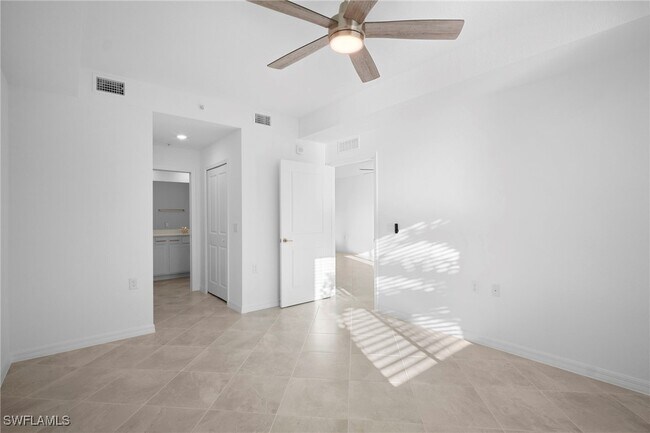 Building Photo - 15155 Bluffton Ln