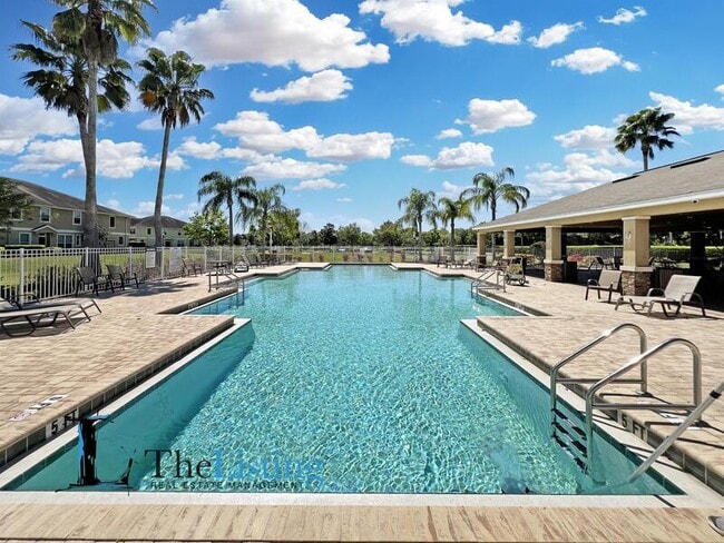 Building Photo - 803 Ashentree Dr