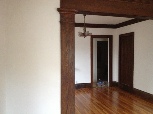 Building Photo - Lexington House