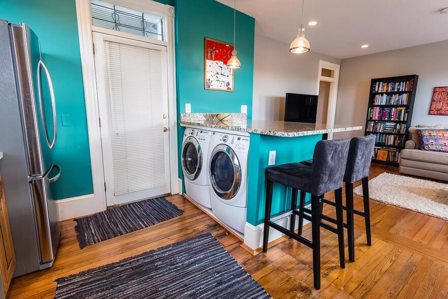 Building Photo - 1423 R St NW