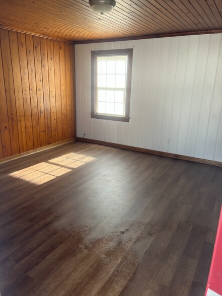 Building Photo - 5331 Watering Pond Rd