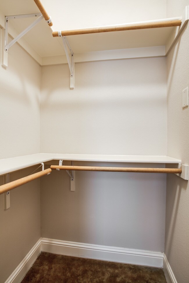 Building Photo - 3125 Waits Ave