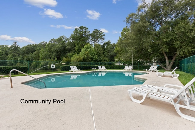 Building Photo - 175 E Lakemont Dr