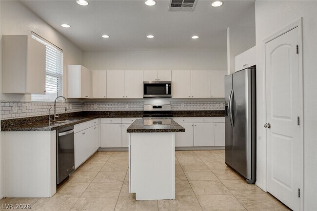 Building Photo - 5705 Wishing Coin Ct