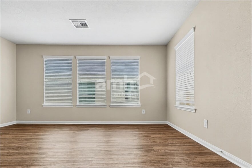 Building Photo - 2606 Bammelwood Dr